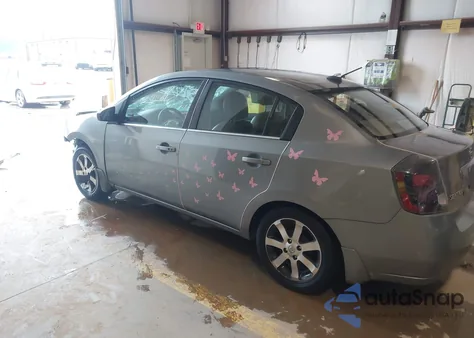 2008 Nissan Sentra 2.0Sl z USA, uszkodzony, nr VIN 3N1AB61E48L675444